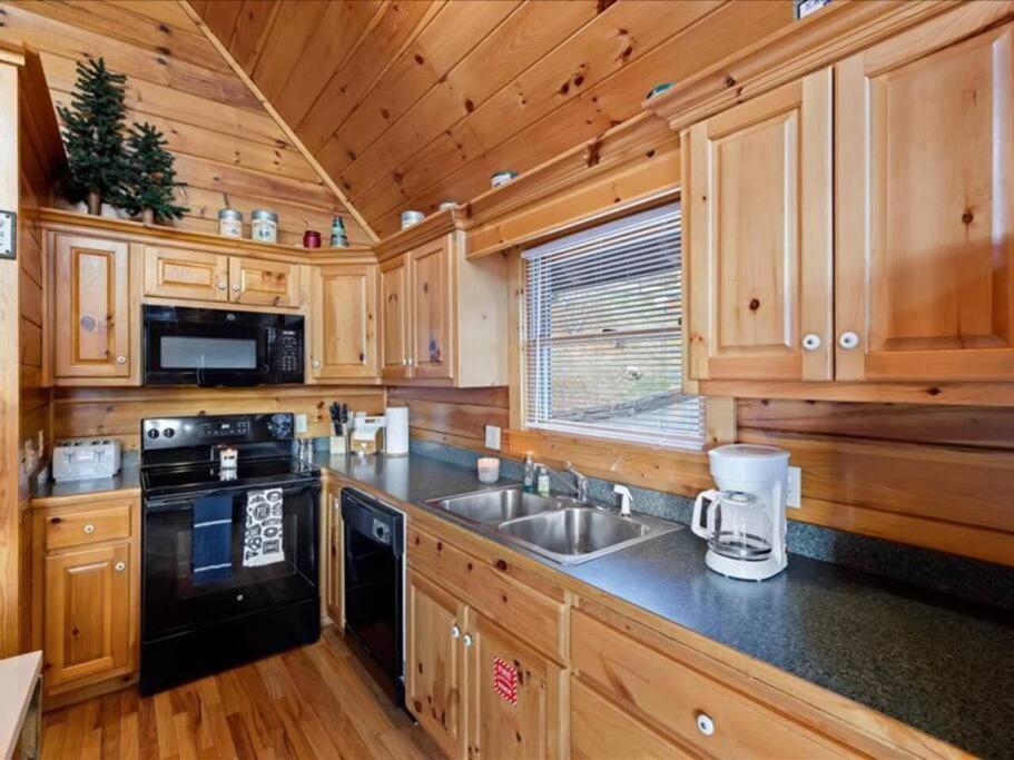Breathtaking Views Of The Smokies, 3 Mins To Gatlinburg Villa Ngoại thất bức ảnh